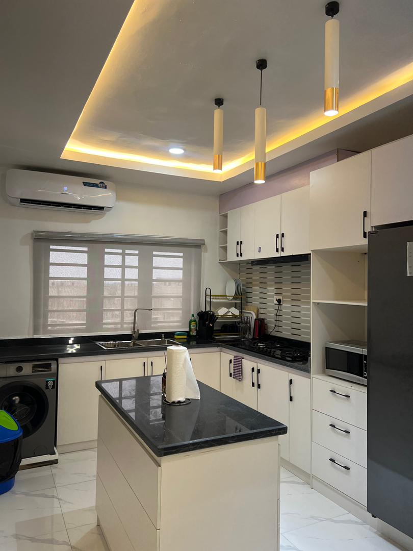 3-Bedroom Residence in Lekki